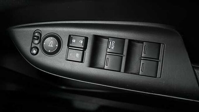 Honda Jazz 1.3 i-VTEC SE 5dr Petrol Hatchback