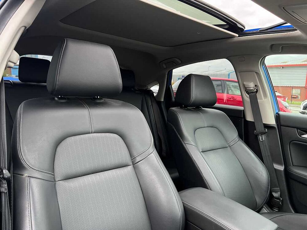 Honda Civic 5dr 2.0 I-mmd Hybrid Advance