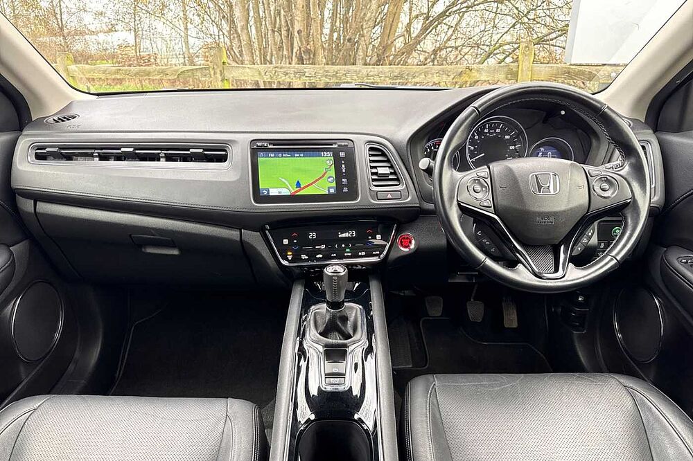 Honda HR-V 1.5 i-VTEC EX Manual