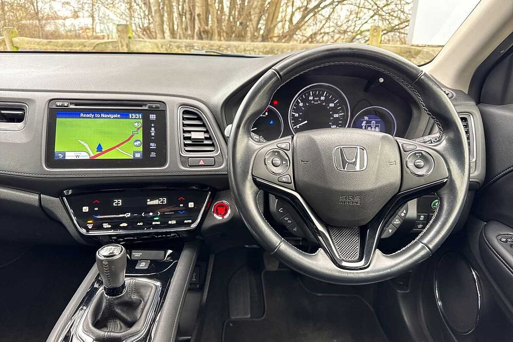 Honda HR-V 1.5 i-VTEC EX Manual