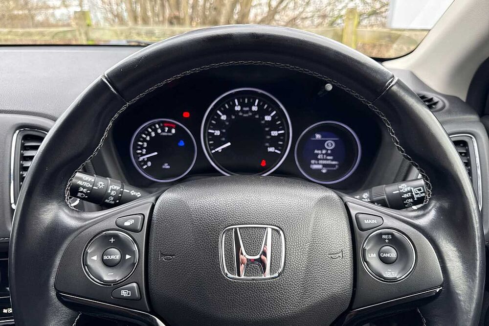 Honda HR-V 1.5 i-VTEC EX Manual