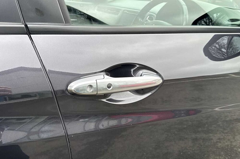 Honda HR-V 1.5 i-VTEC EX Manual