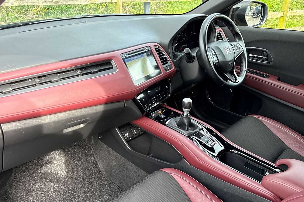 Honda HR-V 1.5 VTEC Turbo Sport Manual