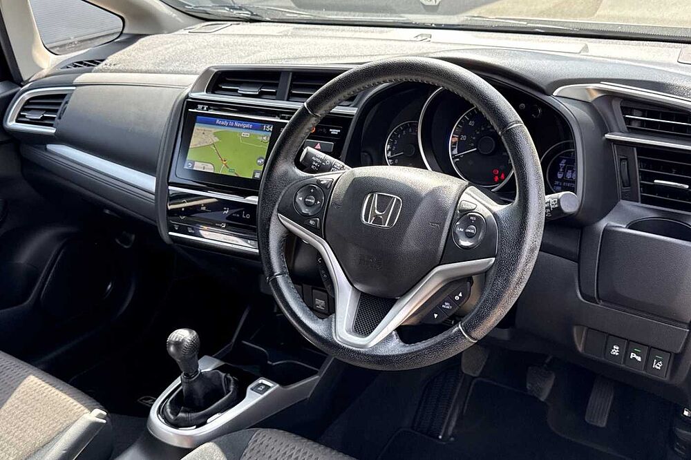 Honda Jazz 1.3 i-VTEC EX Navi Manual