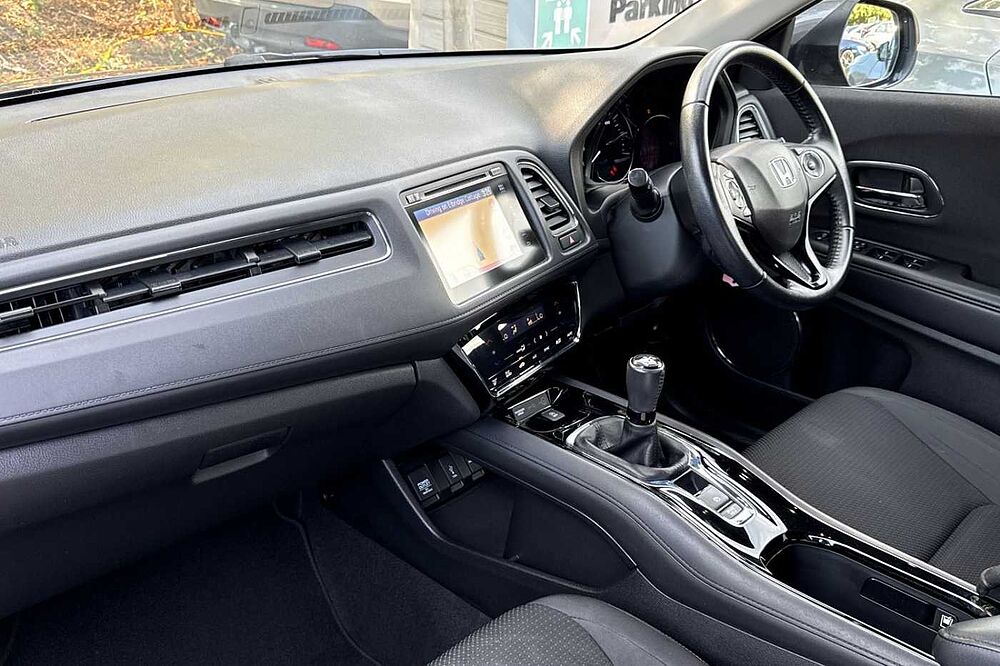 Honda HR-V 1.5 i-VTEC SE Manual
