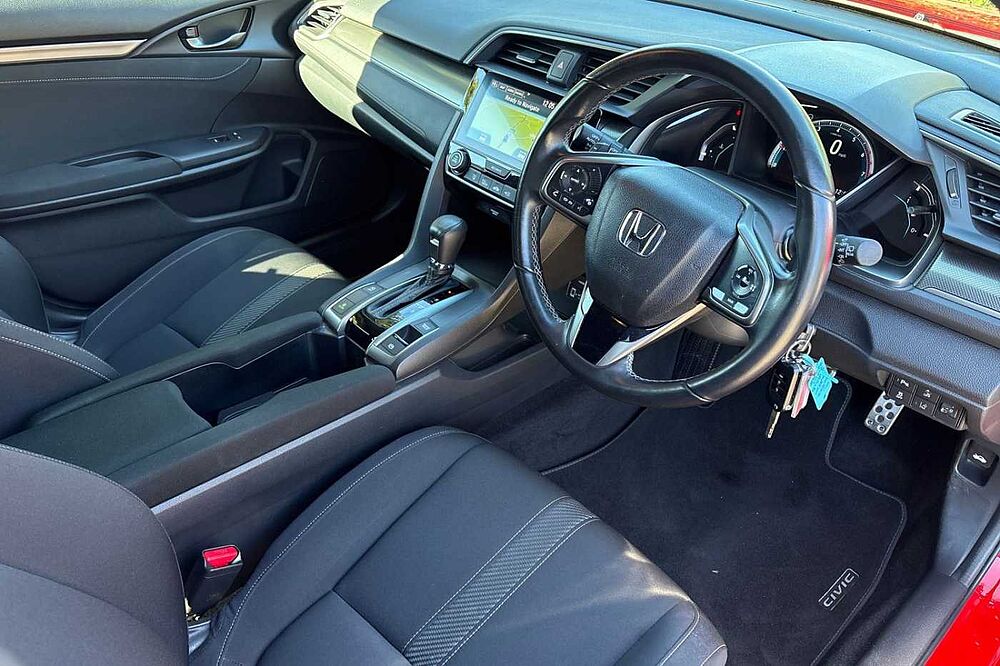 Honda Civic 1.0 VTEC Turbo 126 SR CVT