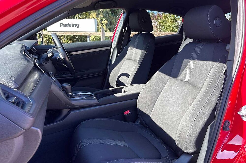 Honda Civic 1.0 VTEC Turbo 126 SR CVT