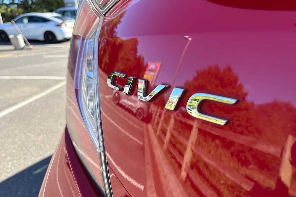 Honda Civic 1.0 VTEC Turbo 126 SR CVT