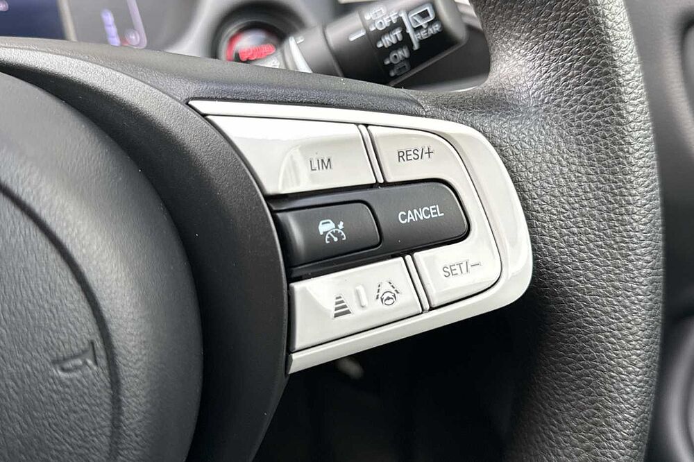 Honda Jazz 1.5 i-MMD SR eCVT