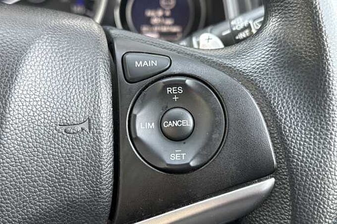 Honda Jazz 1.3 i-VTEC SE CVT