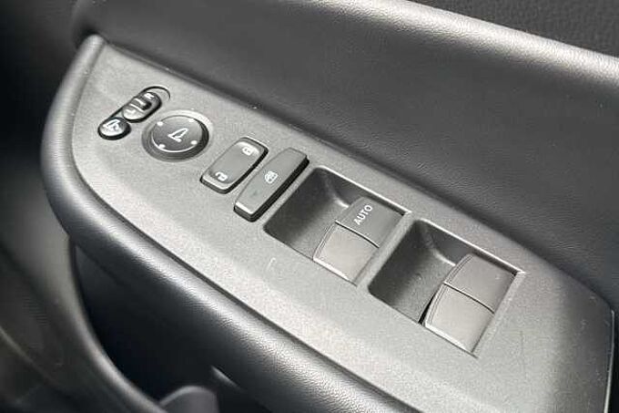 Honda Jazz 1.5 i-MMD SR eCVT