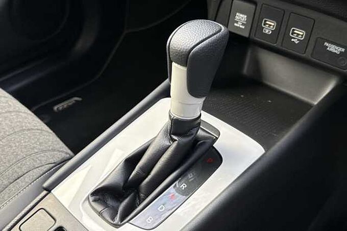 Honda Jazz 1.5 i-MMD SR eCVT