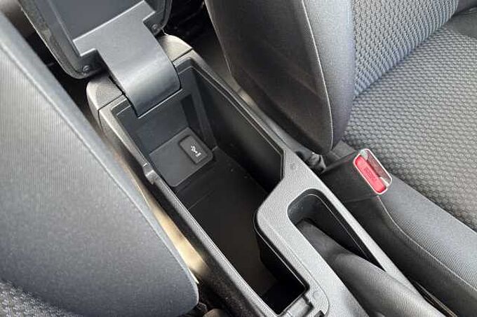 Honda Jazz 1.3 i-VTEC SE Navi 5dr CVT