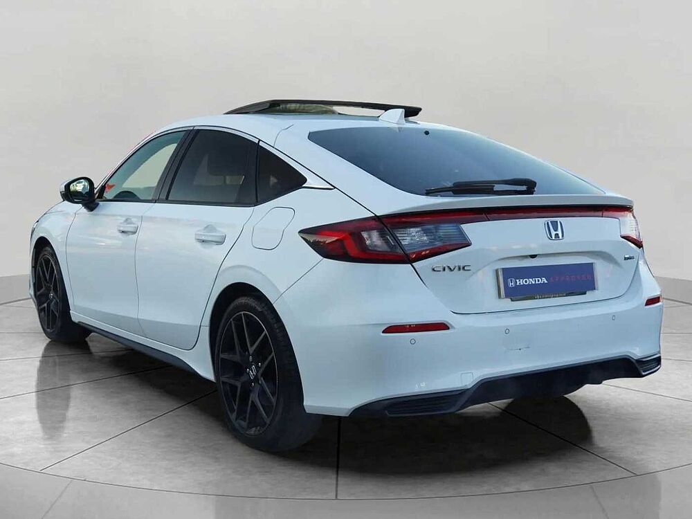 Honda Civic 2.0 h i-MMD Advance Hatchback 5dr Petrol Hybrid eCVT Euro 6 (s/s) (184 ps)
