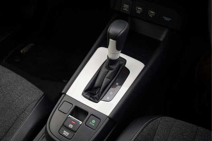 Honda Jazz 1.5 h i-MMD SR Hatchback 5dr Petrol Hybrid eCVT Euro 6 (s/s) (107 ps)
