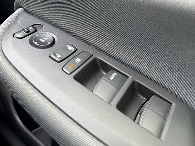 Honda Jazz 1.5 i-MMD Hybrid SE 5dr eCVT