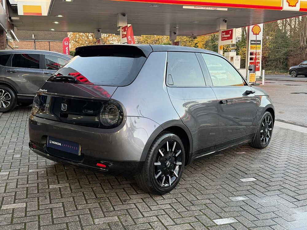 Honda E E (113kw) Advance (17in Alloys)