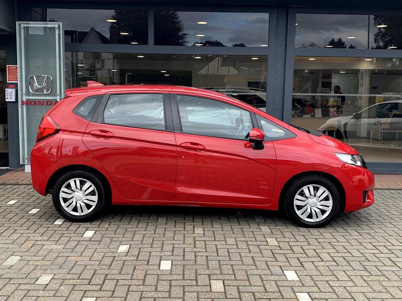 Used Honda Jazz: 5-Door Hatchback | Buy Approved Second-Hand Models