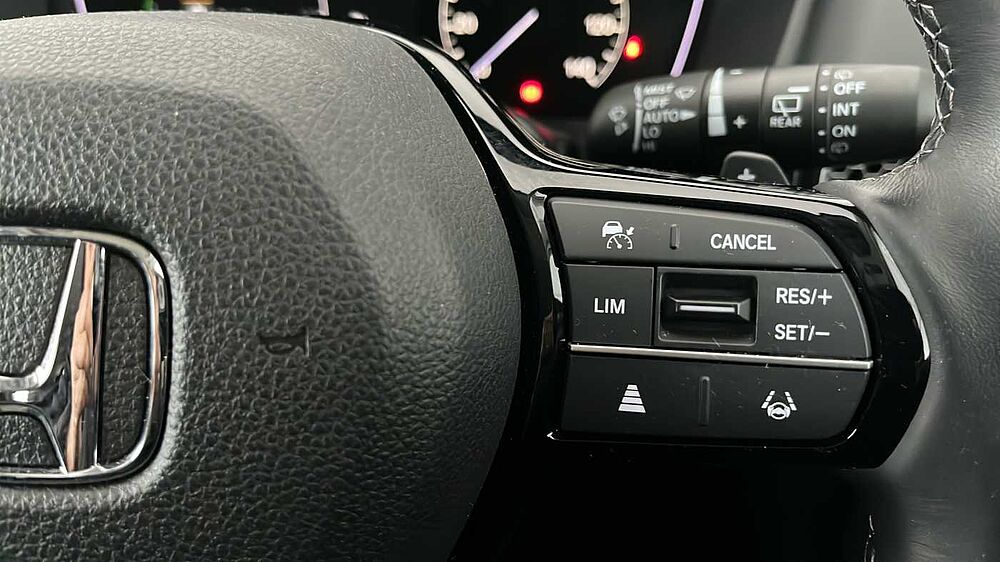 Honda Civic 2.0 h i-MMD Elegance Hatchback 5dr Petrol Hybrid eCVT Euro 6 (s/s) (184 ps)