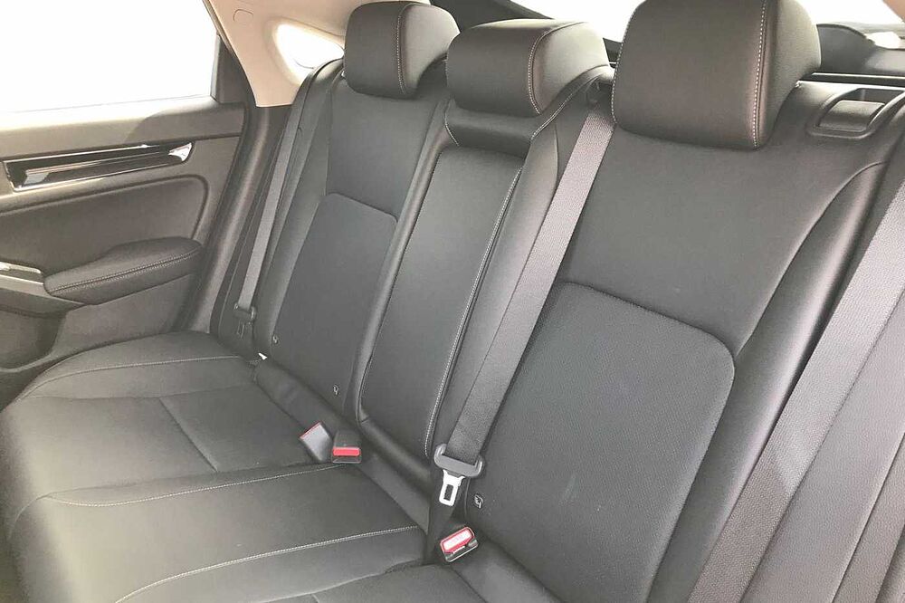 Honda Civic 2.0 eHEV Advance 5dr CVT