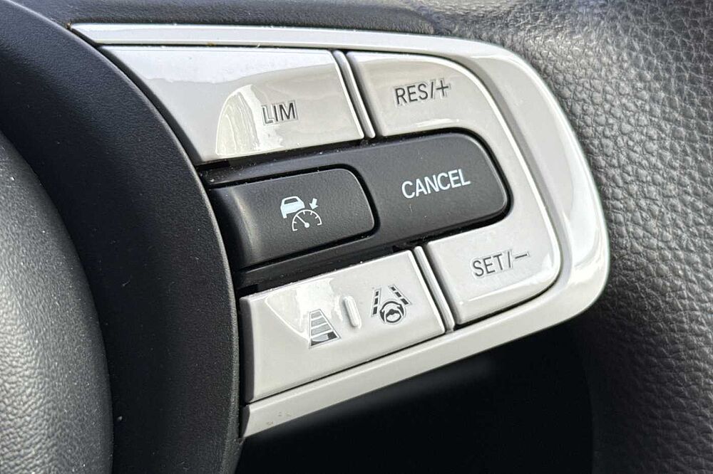 Honda Jazz 1.5 i-MMD Hybrid SE 5dr eCVT