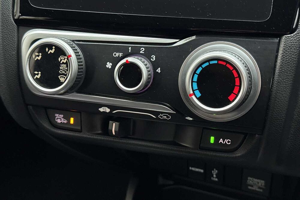 Honda Jazz 1.5 i-VTEC Sport Navi 5dr