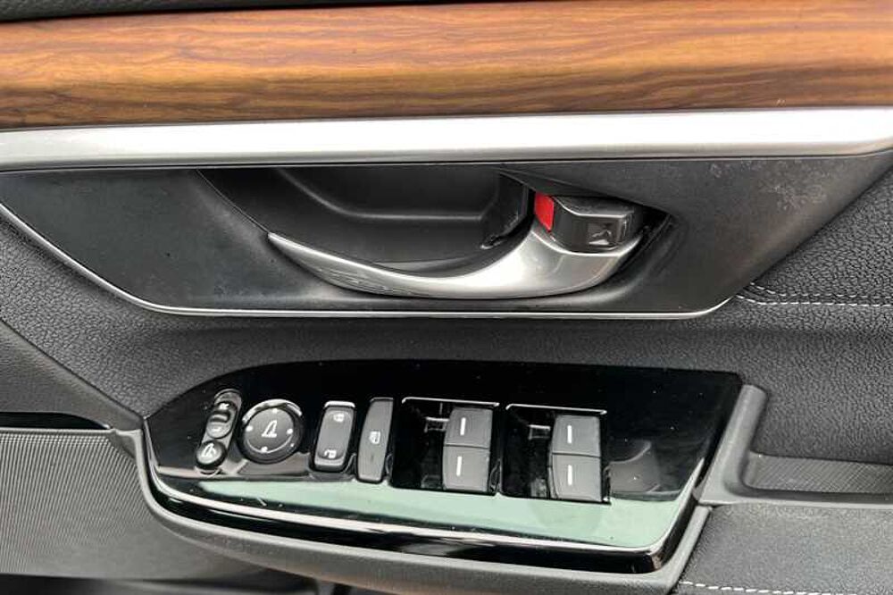 Honda CR-V 2.0 I-MMD HYBRID SE 2WD 5DR ECVT