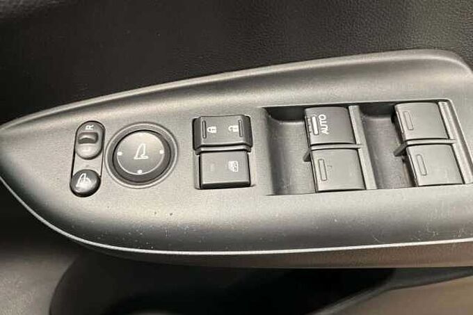 Honda Jazz 1.3 i-VTEC SE Navi 5dr