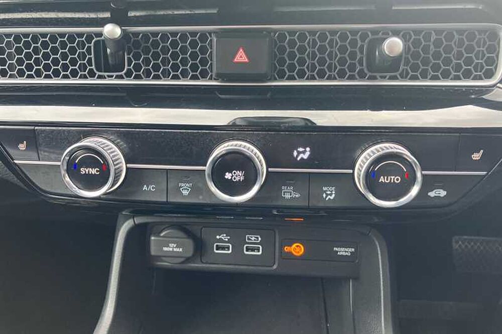 Honda Civic 2.0 EHEV ELEGANCE 5DR CVT