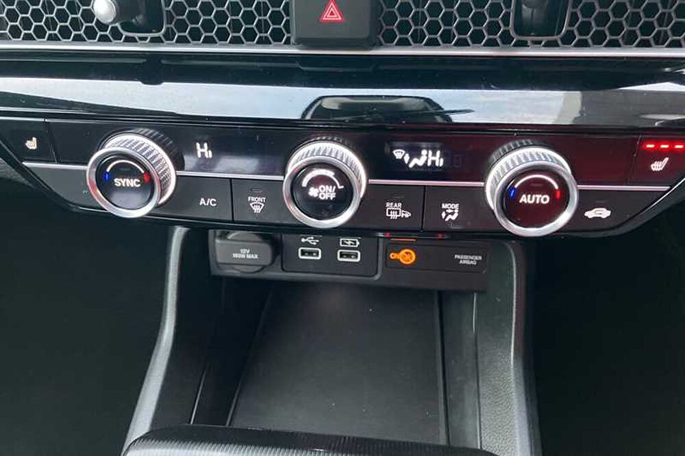 Honda Civic 2.0 EHEV ELEGANCE 5DR CVT