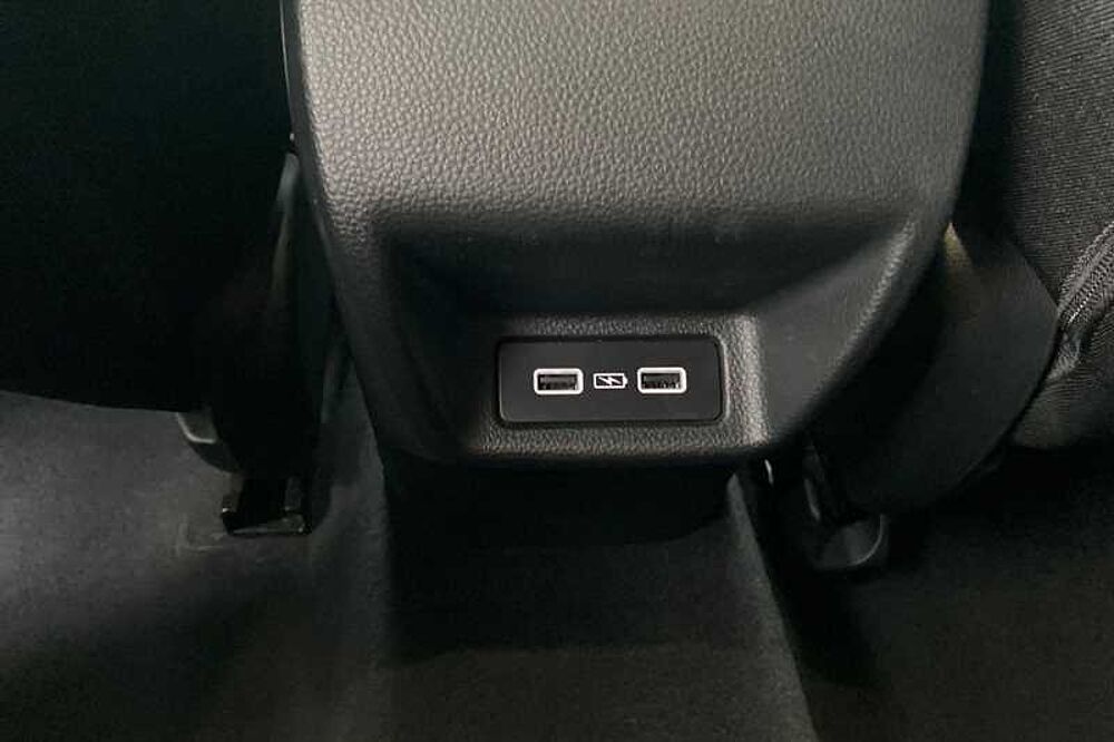 Honda Civic 2.0 EHEV ELEGANCE 5DR CVT