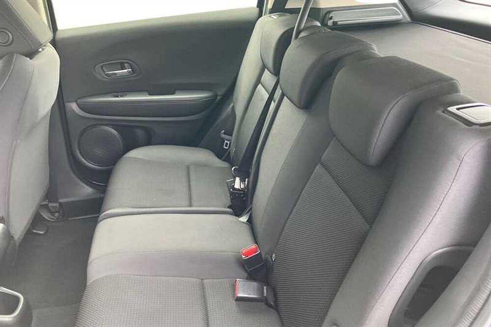 Honda HR-V 1.5 I-VTEC S 5DR