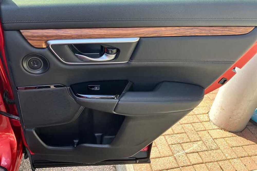 Honda CR-V 1.5 VTEC Turbo SR 5dr
