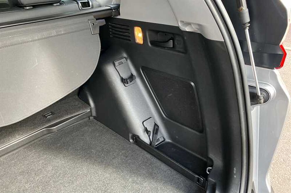 Honda CR-V 1.5 VTEC Turbo SR 5dr CVT