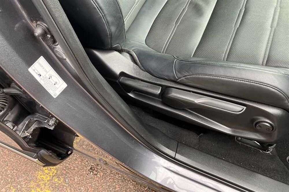 Honda CR-V 2.0 I-MMD HYBRID SR 2WD 5DR ECVT