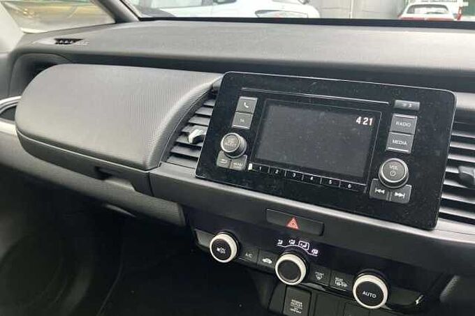 Honda Jazz 1.5 h i-MMD SE Hatchback 5dr Petrol Hybrid eCVT Euro 6 (s/s) (109 ps)