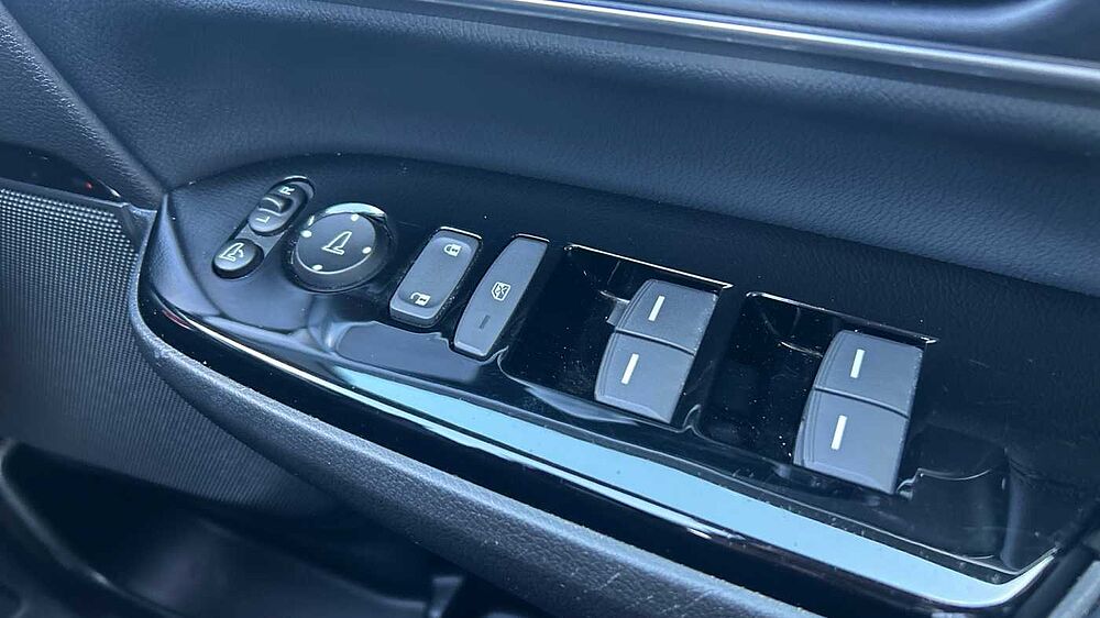 Honda CR-V 2.0 i-MMD Hybrid SR 2WD 5dr eCVT Hybrid Estate