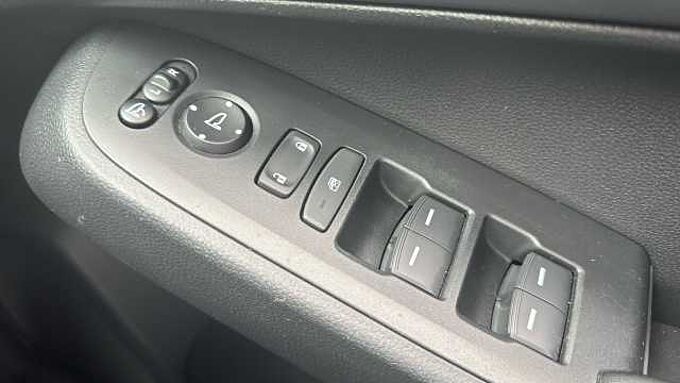 Honda  HR-V 1.5 eHEV Elegance 5dr CVT Hybrid Hatchback