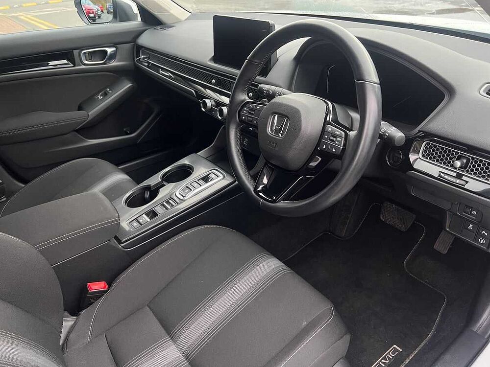 Honda Civic 2.0 h i-MMD Elegance Hatchback 5dr Petrol Hybrid eCVT Euro 6 (s/s) (184 ps)