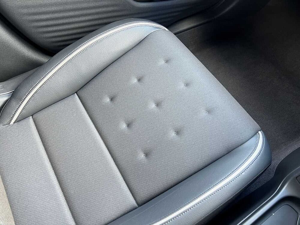 Honda ZRV 2.0 h i-MMD Sport SUV 5dr Petrol Hybrid eCVT Euro 6 (s/s) (184 ps)