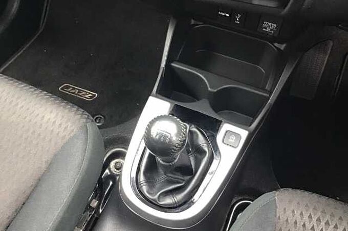 Honda Jazz 1.3 i-VTEC EX Navi 5dr