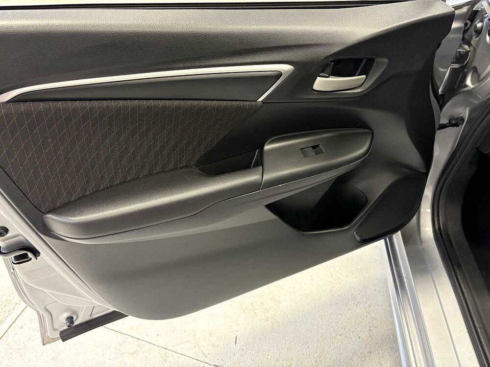 Honda Jazz 1.5 i-VTEC Sport 5dr