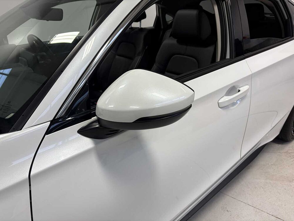 Honda Civic 2.0 eHEV Advance 5dr CVT