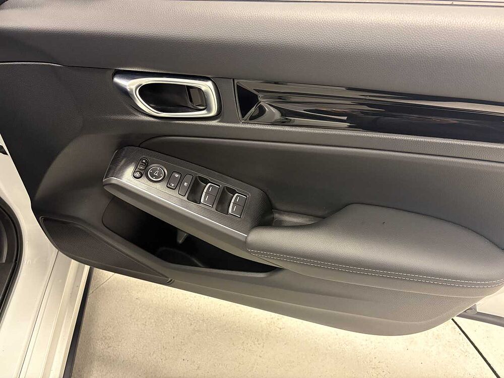 Honda Civic 2.0 eHEV Advance 5dr CVT