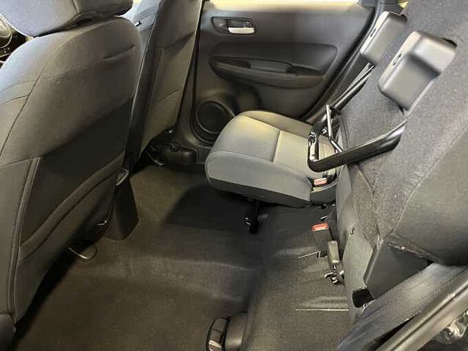 Honda Jazz 1.5 i-MMD (107ps) SE