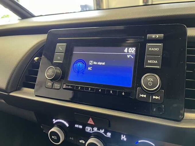 Honda Jazz 1.5 i-MMD (107ps) SE