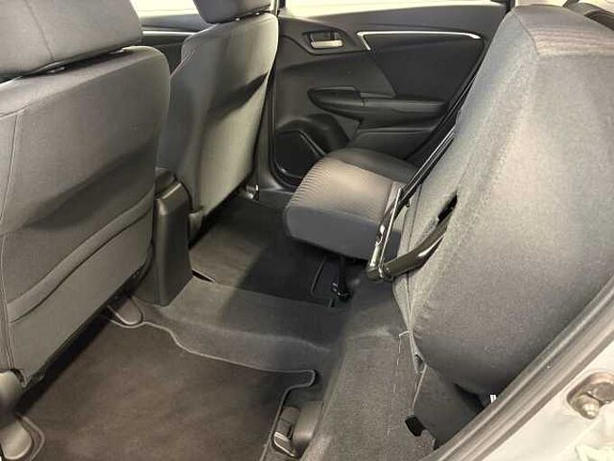 Honda  Jazz 1.5 i-VTEC Sport 5dr