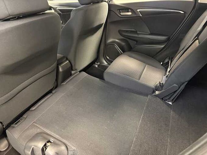 Honda  Jazz 1.5 i-VTEC Sport 5dr