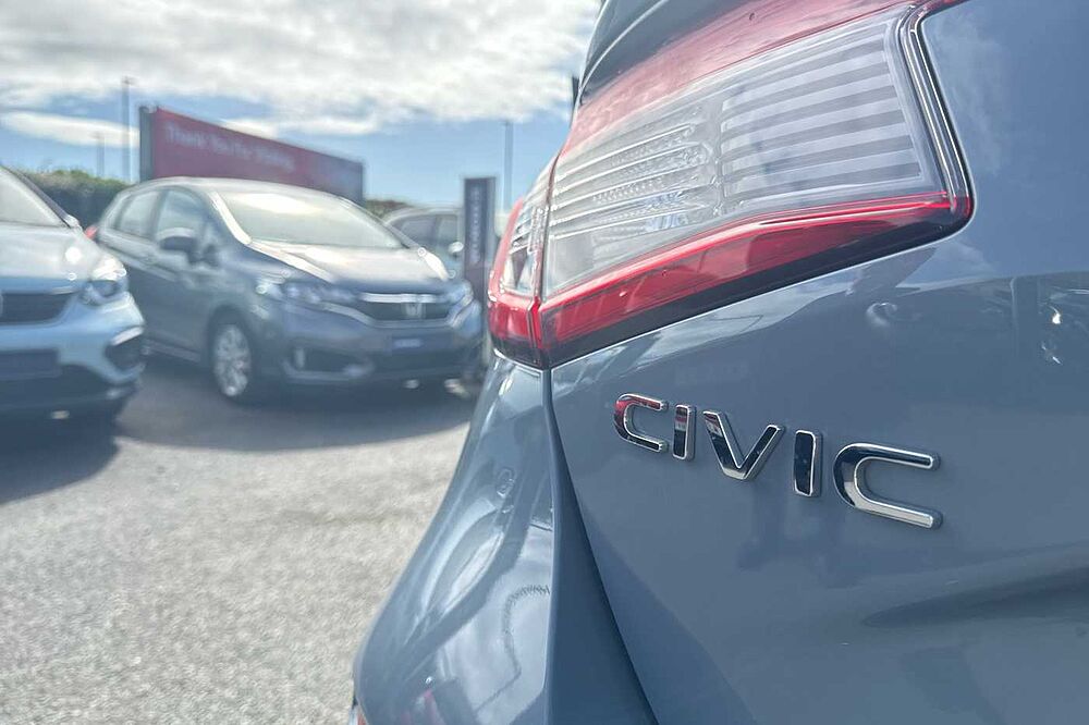 Honda Civic 2.0 i-MMD (184ps) Elegance Hybrid 1993cc