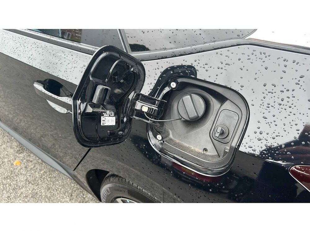 Honda Civic CIVIC 2.0 eHEV Elegance 5dr CVT